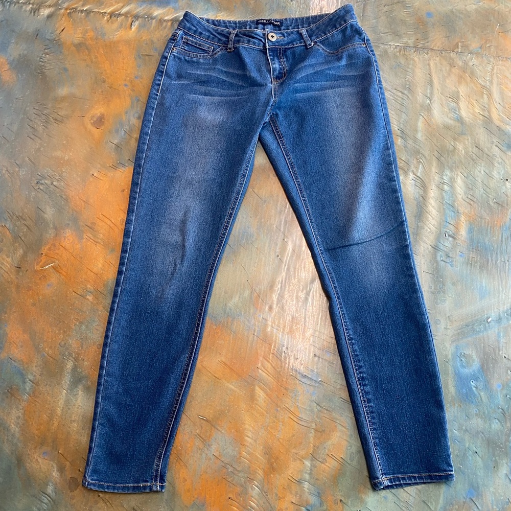 Vanilla Star Women's Size 9 Skinny Jeans Deep Blue